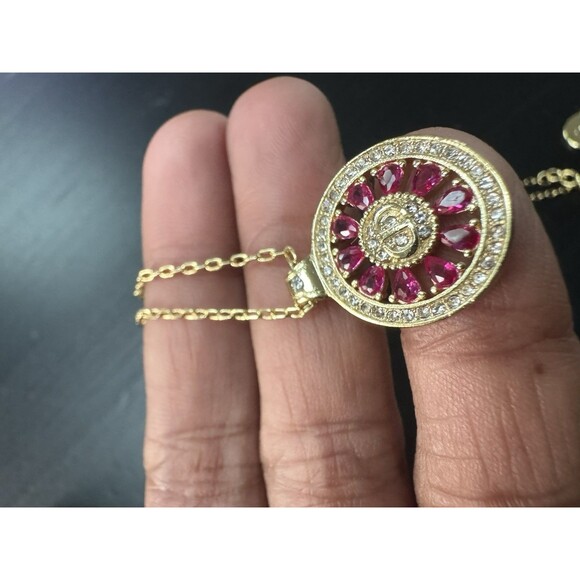 Christian Dior Stamped CD Authentic Magenta Crystals Medallion Necklace Chai - Picture 9 of 16